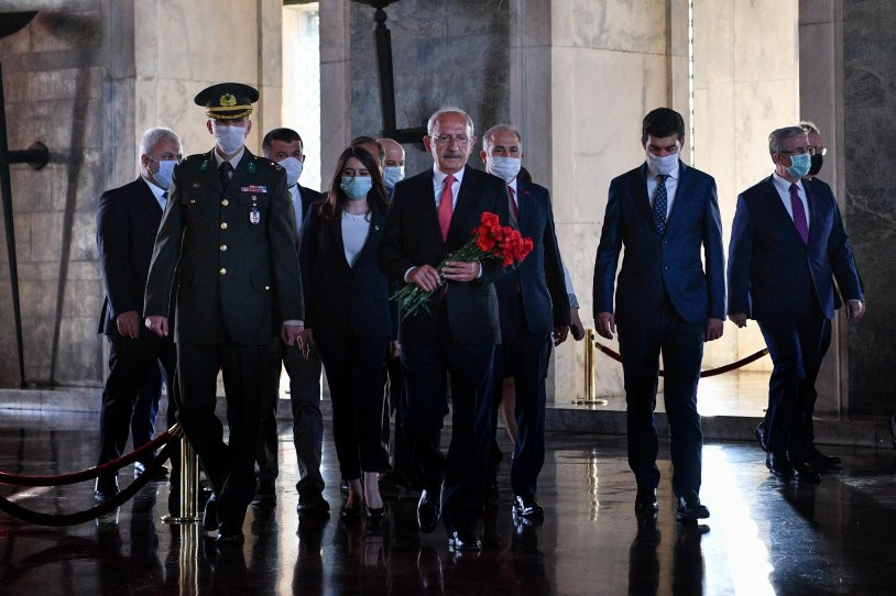 CHP Genel Başkanı Kemal Kılıçdaroğlu 19 Mayıs'ta Anıtkabir'i ziyaret etti 