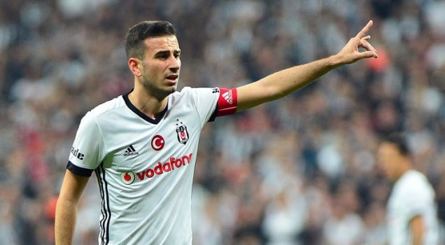 Beşiktaş'ta o isim ile sözleşme yeniledi - Resim : 1
