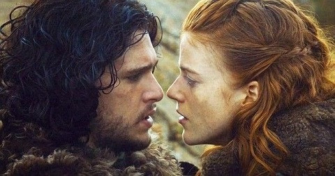 Nişanlısı Jon Snow'u evden kovdu - Resim : 1