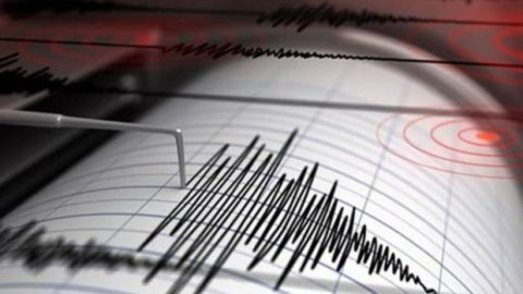 Çanakkale'de deprem! İstanbul ve İzmir'de de hissedildi