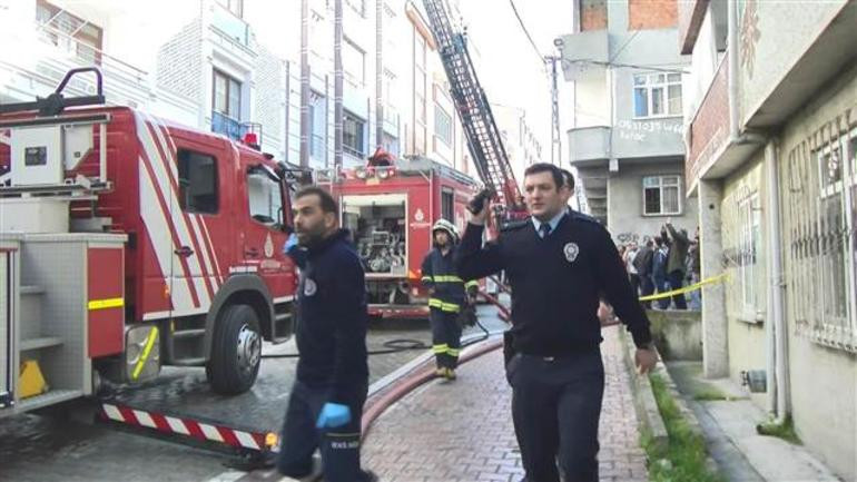 Evi ateşe verdi; İki kişiyi rehin aldı - Resim : 1