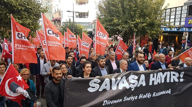 CHP'li gençlerden Suriye operasyonu protestosu - Resim : 1