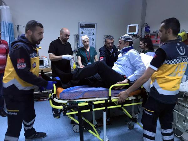 Kazada yaralanan CHP'li milletvekilleri taburcu oldu - Resim : 1