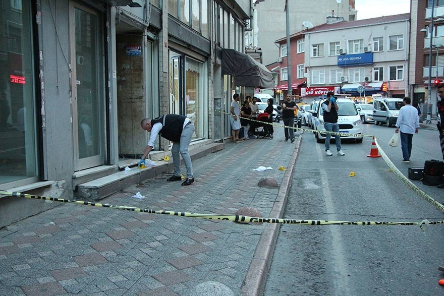 Beyoğlu’nda silahlı saldırı - Resim : 1