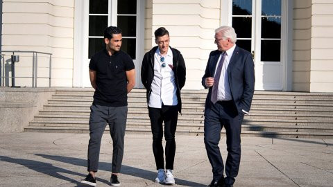 Steinmeier'den Özil ve Gündoğan açıklaması - Resim : 1