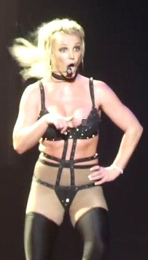 Britney Spears’tan frikik kazası! - Resim : 1