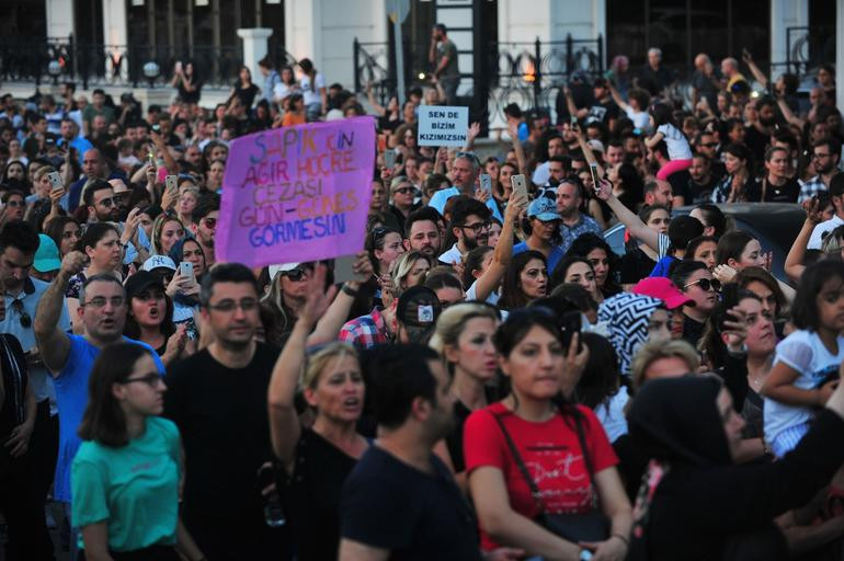 Binlerce kişi Eylül ve Leyla için yürüdü - Resim : 2