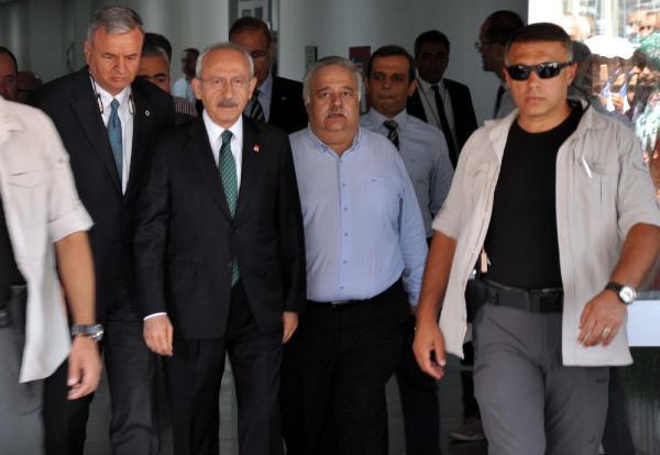 Kılıçdaroğlu, CHP'li Bircan'ın sağlık durumu hakkında bilgi aldı - Resim : 1