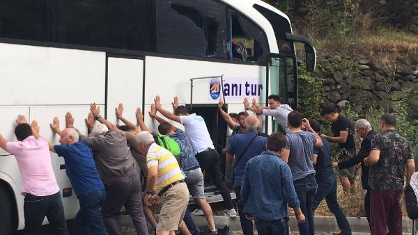 Karadeniz turu için yola çıkan kafile şok geçirdi - Resim : 1