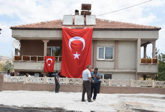 Şehit anne ve bebekle ilgili yürekleri yakan detay - Resim : 2