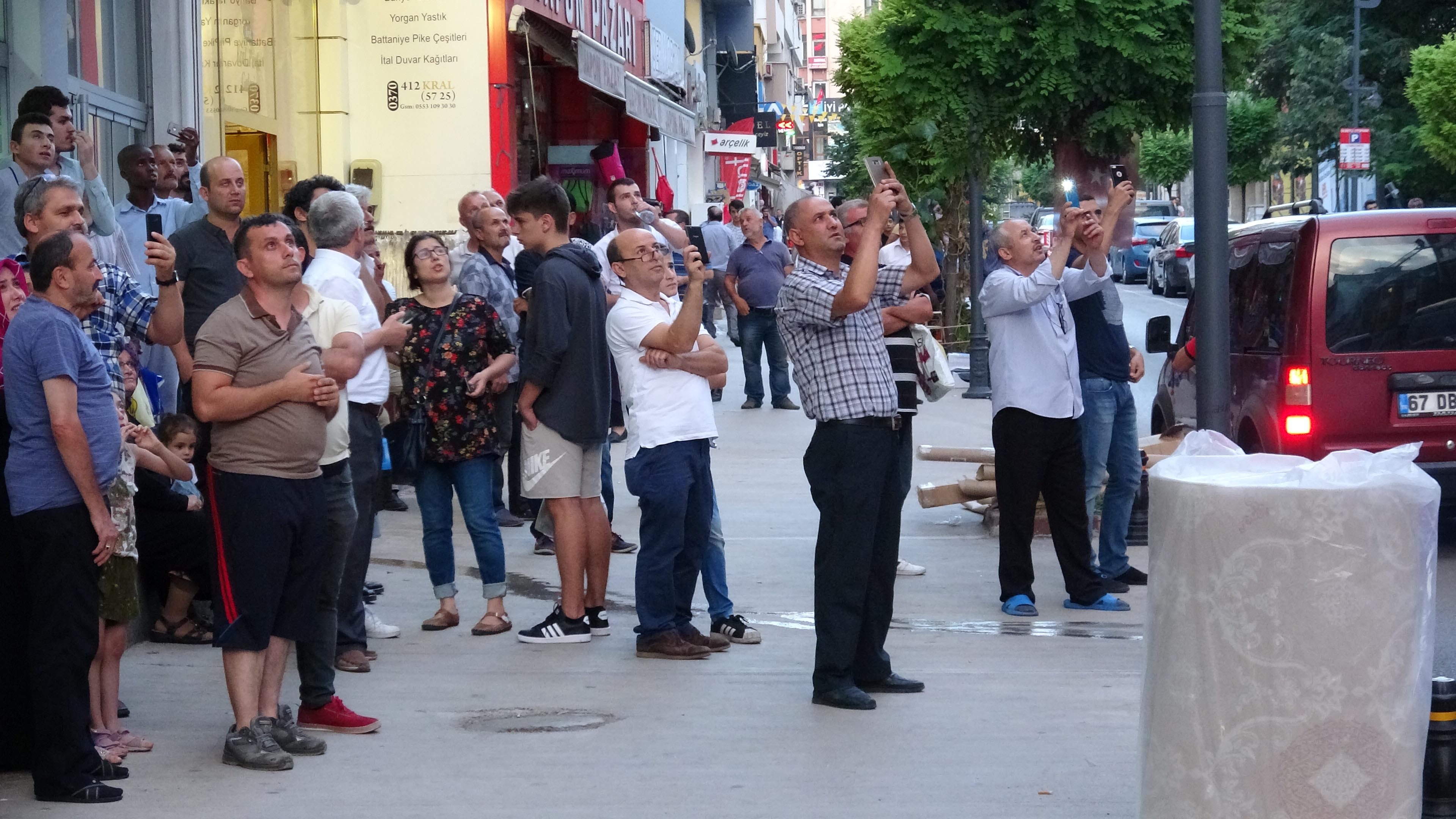 İş sağlığı ve güvenlik danışmanlığı merkezinde yangın - Resim : 1