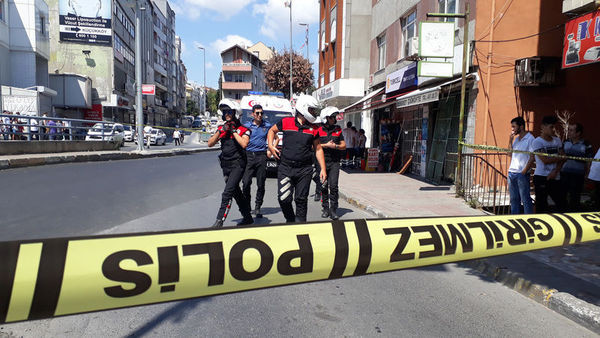 İstanbul'da sokak ortasında cinayet! - Resim : 1