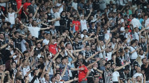 Fenerbahçe taraftarından Ali Koç'a tam destek - Resim : 1