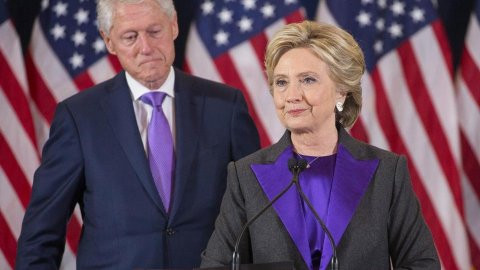 Bill Clinton'un evine patlayıcı madde gönderildi