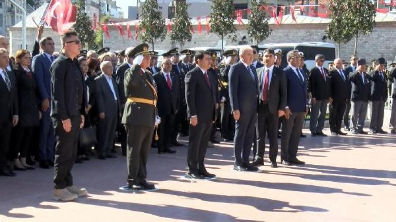 Taksim'deki Cumhuriyet Bayramı töreninde gerginlik - Resim : 2