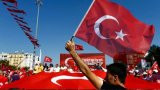 'Ön seçim şartıyla İzmir'e adayım'