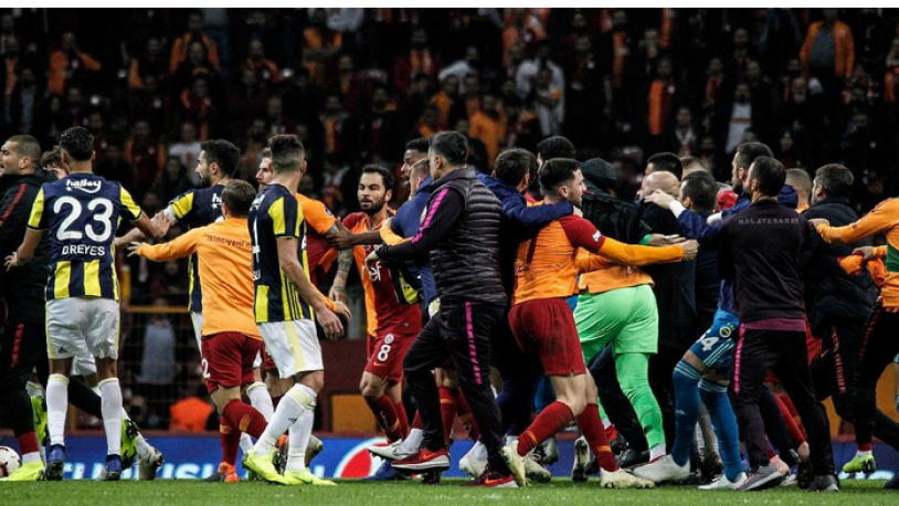 Galatasaray ve Fenerbahçe'ye ceza yağdı 
