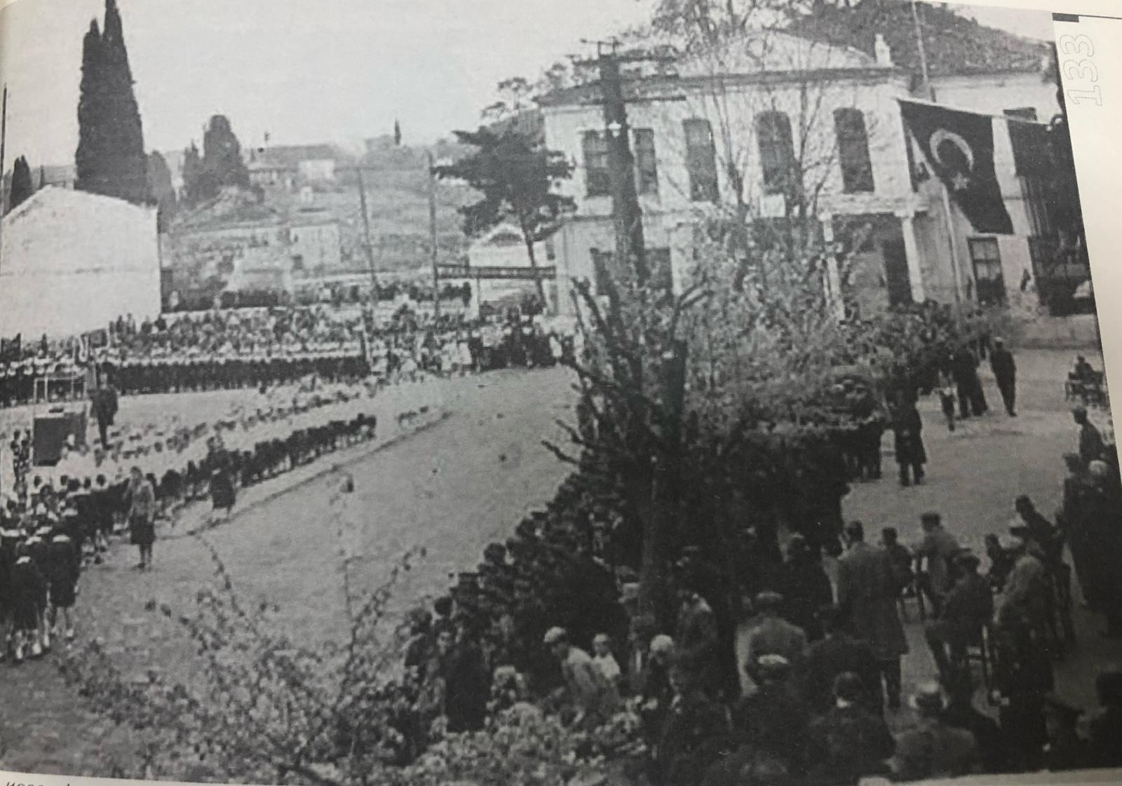 Dedesinden 130 yıl sonra başkanlığa talip - Resim : 1