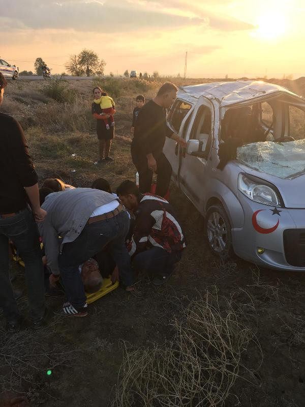 Adana'da feci kaza: 8 yaralı - Resim : 1