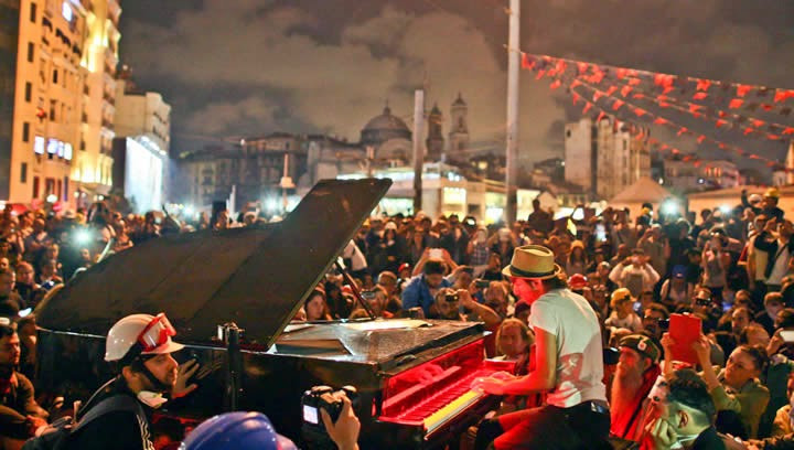 Sarı Yelekliler eyleminde Gezi'yi anımsatan görüntü - Resim : 3