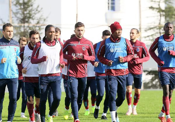 Trabzonspor'da 8 isim kamp kadrosunda yer almadı - Resim : 1