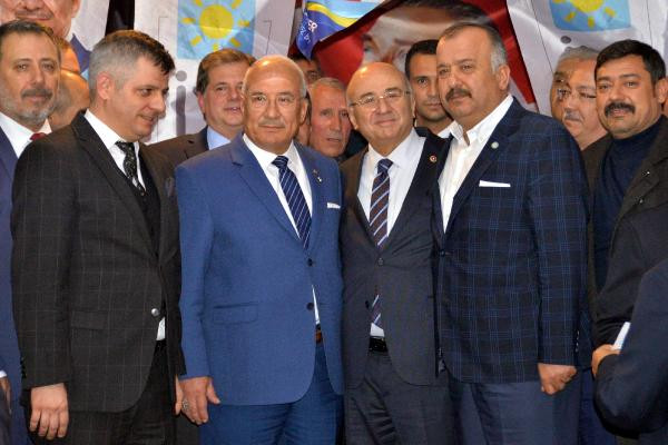 MHP'de deprem! İYİ Parti'ye geçtiler - Resim : 1