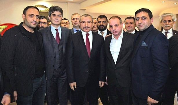 İsmail Erdem'den MHP ziyareti - Resim : 1