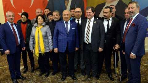 CHP'den istifa eden 276 kişi İYİ Parti'ye geçti - Resim : 1