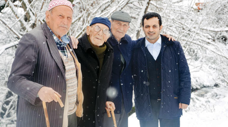 3 kardeş 70 yıl boyunca ağaç dikerek orman yaptı! - Resim : 3