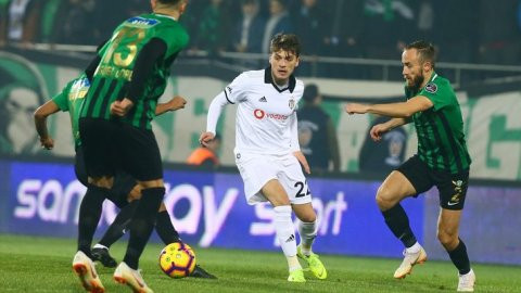 Akhisarspor - Beşiktaş maçında kural hatası!
