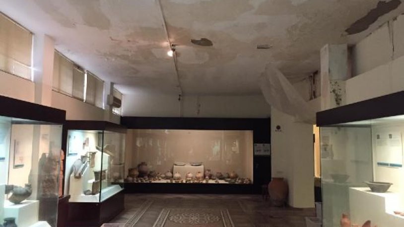 Ankara'nın göbeğinde müzenin akan tavanına naylon! - Resim : 1
