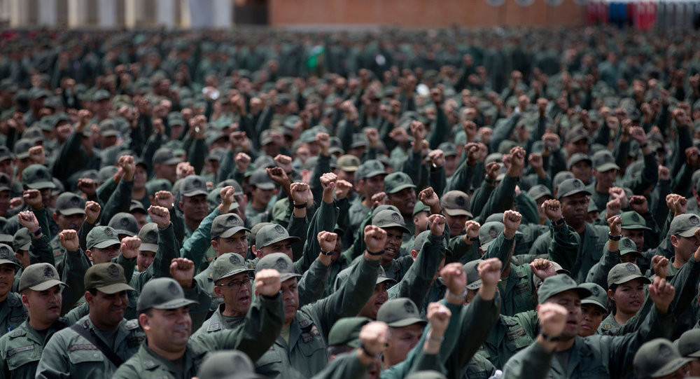 Venezuela'da ordu sokağa çıktı - Resim : 2