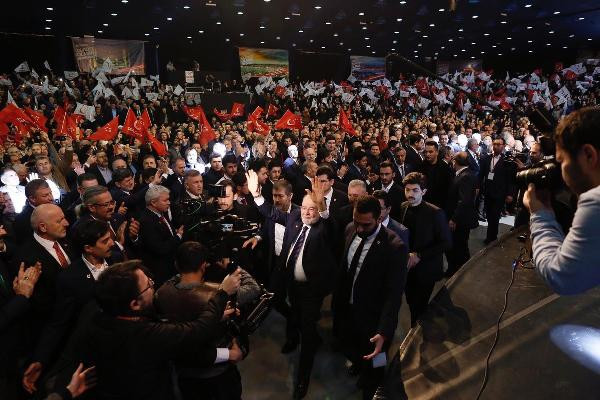 Karamollaoğlu, partisinin aday tanıtım programına katıldı - Resim : 1