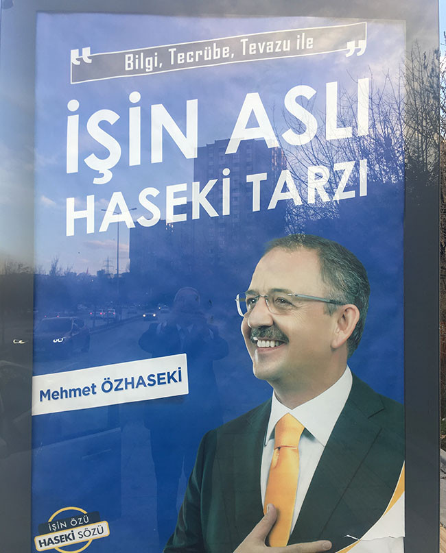 Afişlerde dikkat çeken detay! 'AK Parti adı utandırır mı?' - Resim : 1