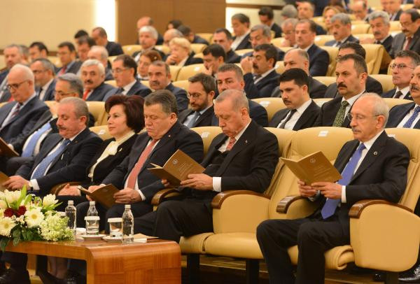 AYM Başkanı Arslan'dan 'hukukun üstünlüğü' vurgusu - Resim : 1