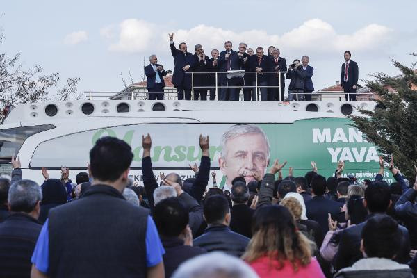 Mansur Yavaş: 'Şu ekibin bulunduğu yere terörist yanaşabilir mi?' - Resim : 1