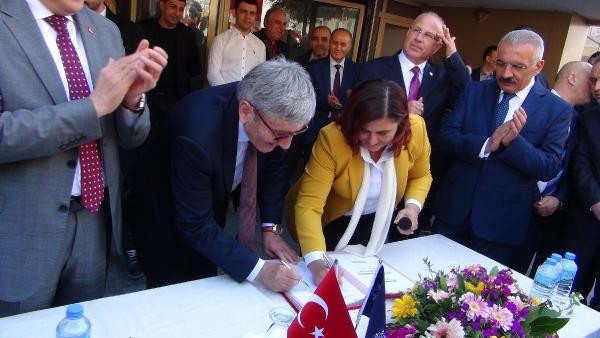 Aydın Büyükşehir Belediyesi'nde 'toplu iş sözleşmesi' sevinci - Resim : 1