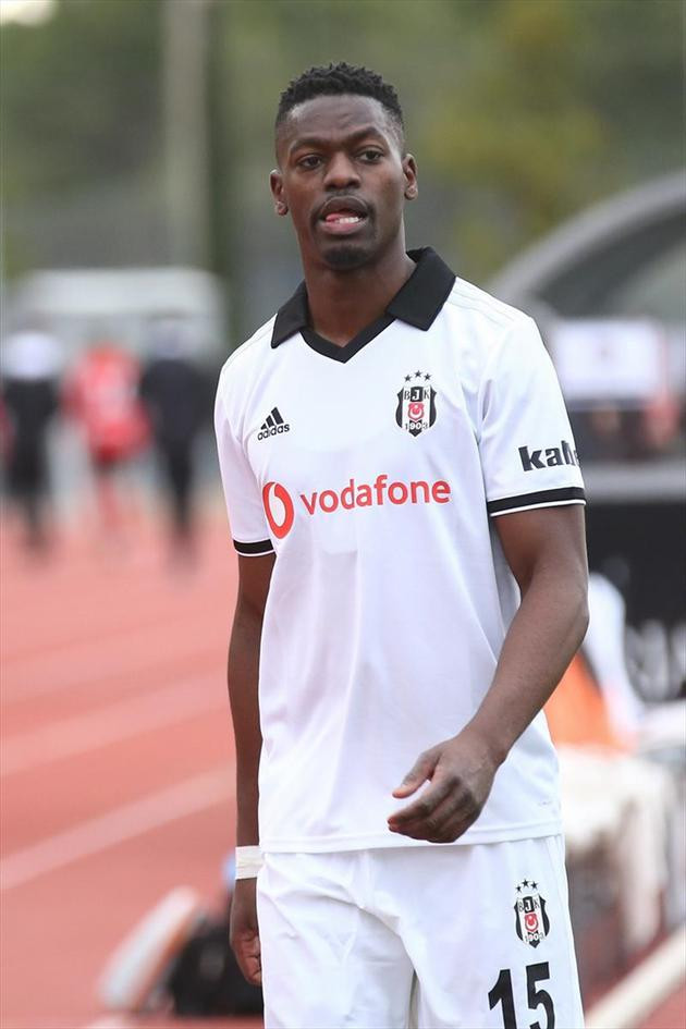 Beşiktaş'ta sakatlık şoku - Resim : 1