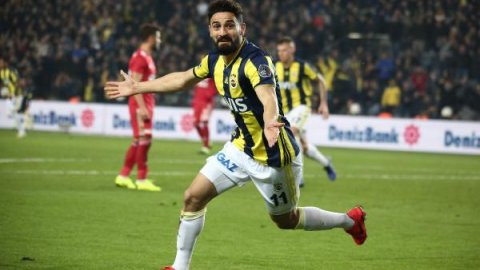 Fenerbahçe, Sivasspor karşısında 86'da geri döndü
