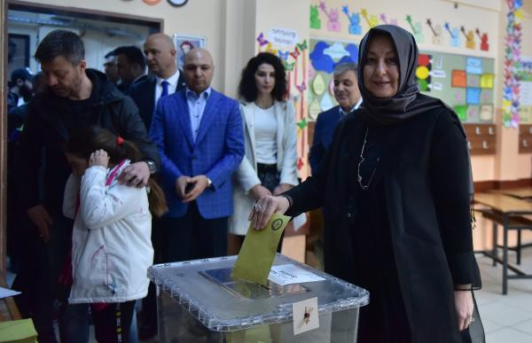 Abdullah Gül oyunu İstanbul'da kullandı: İşte seçim mesajı - Resim : 1