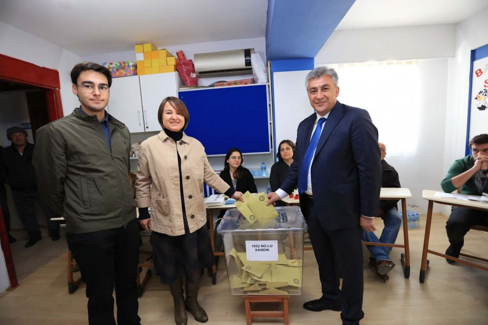 İzmir'de seçim hareketliliği - Resim : 4