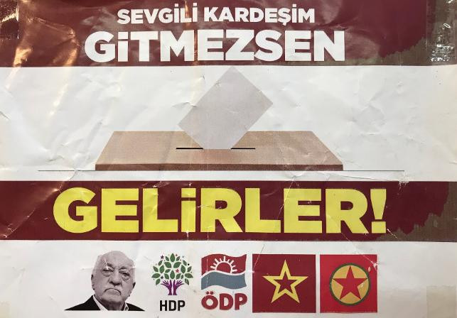 Beyoğlu'nda seçim sabahı kara propaganda! - Resim : 1