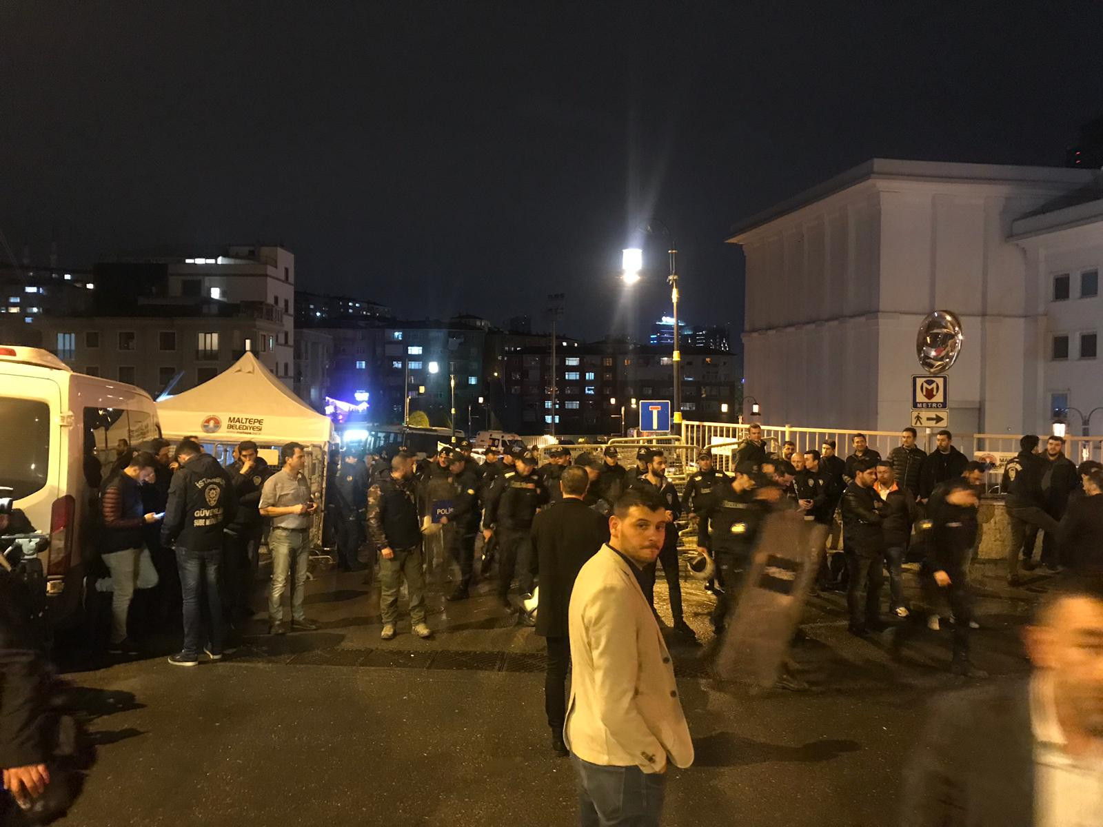 CHP'li Başarır'dan Maltepe'de oy sayımına saldırı hakkında açıklama - Resim : 3