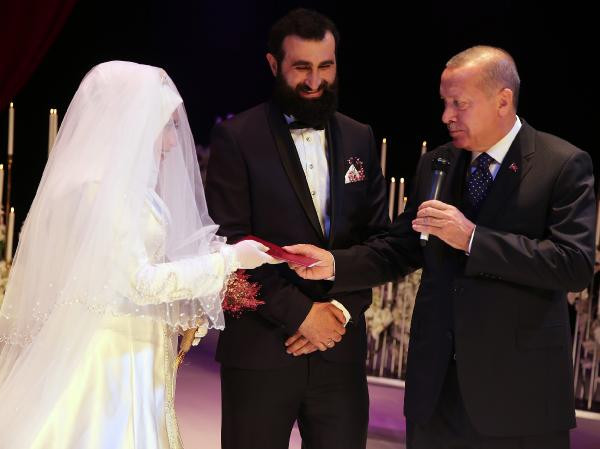 Erdoğan nikah şahidi oldu - Resim : 1