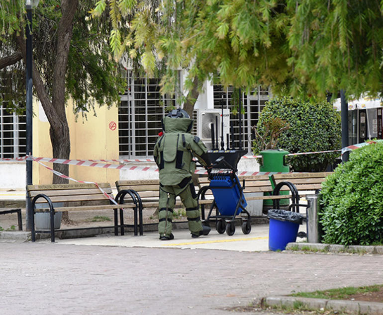 Akdeniz Üniversitesi'nde hareketli anlar - Resim : 1