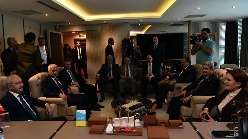 Kılıçdaroğlu, Akşener'i ziyaret etti - Resim : 1