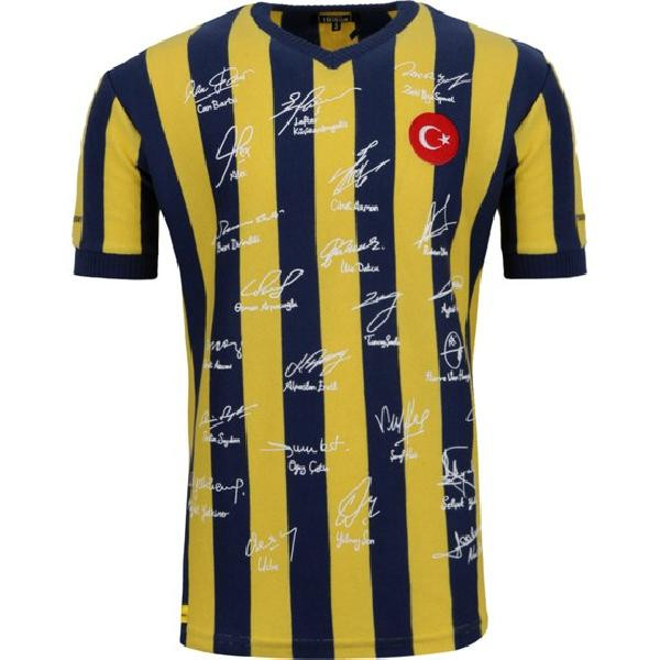 Fenerbahçe’nin ‘Fener Ol’ projesi için hazırlanan formalar satışa çıktı - Resim : 1