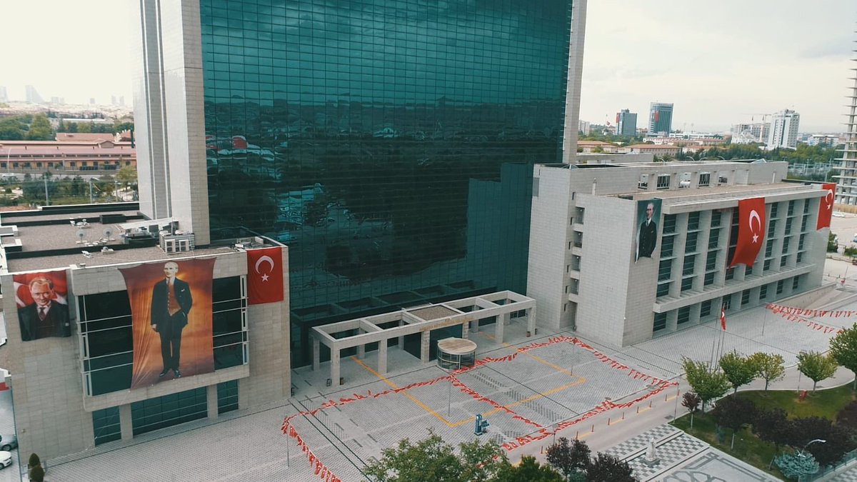 Ankara Büyükşehir Belediyesi'nden 19 Mayıs pankartları: Nice Mutlu YÜZ'lere... - Resim : 2
