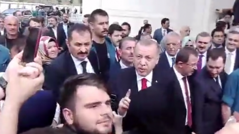 Erdoğan'dan cami açılışında propaganda: 'Hırsızlara bu işi bırakmayacağız'