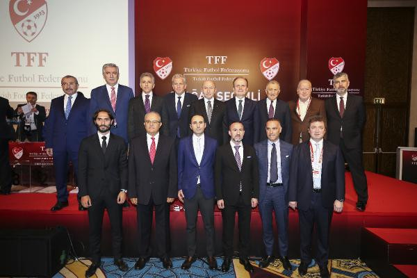 TFF'nin yeni başkanı Nihat Özdemir oldu - Resim : 1